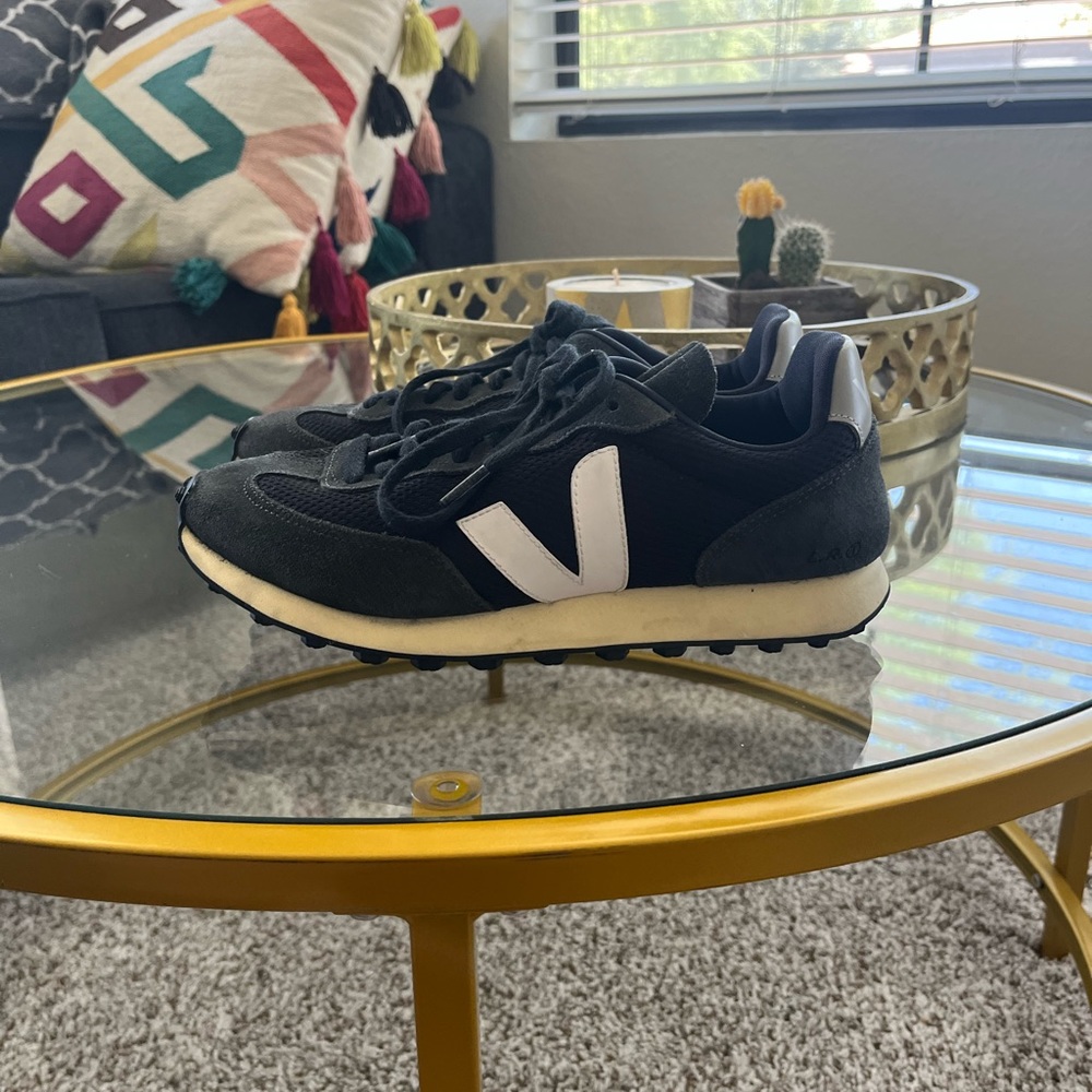 Veja Suede Riobranco Sneakers in Black Women’s Size 9.5